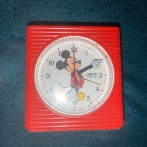 Vintage Lorus Mickey Mouse Red Table Clock about 4x4